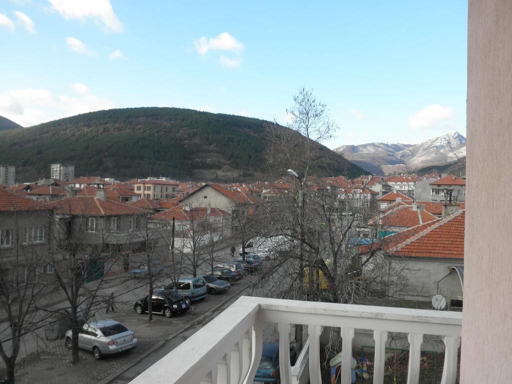 Hotel Atlantic Sliven Extérieur photo