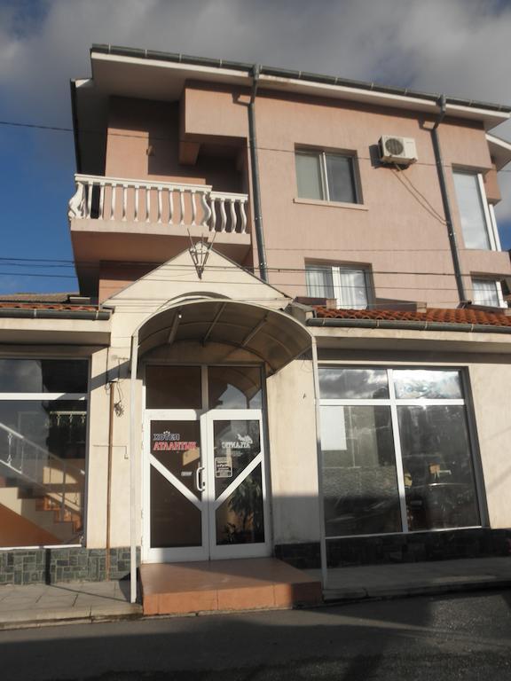 Hotel Atlantic Sliven Extérieur photo